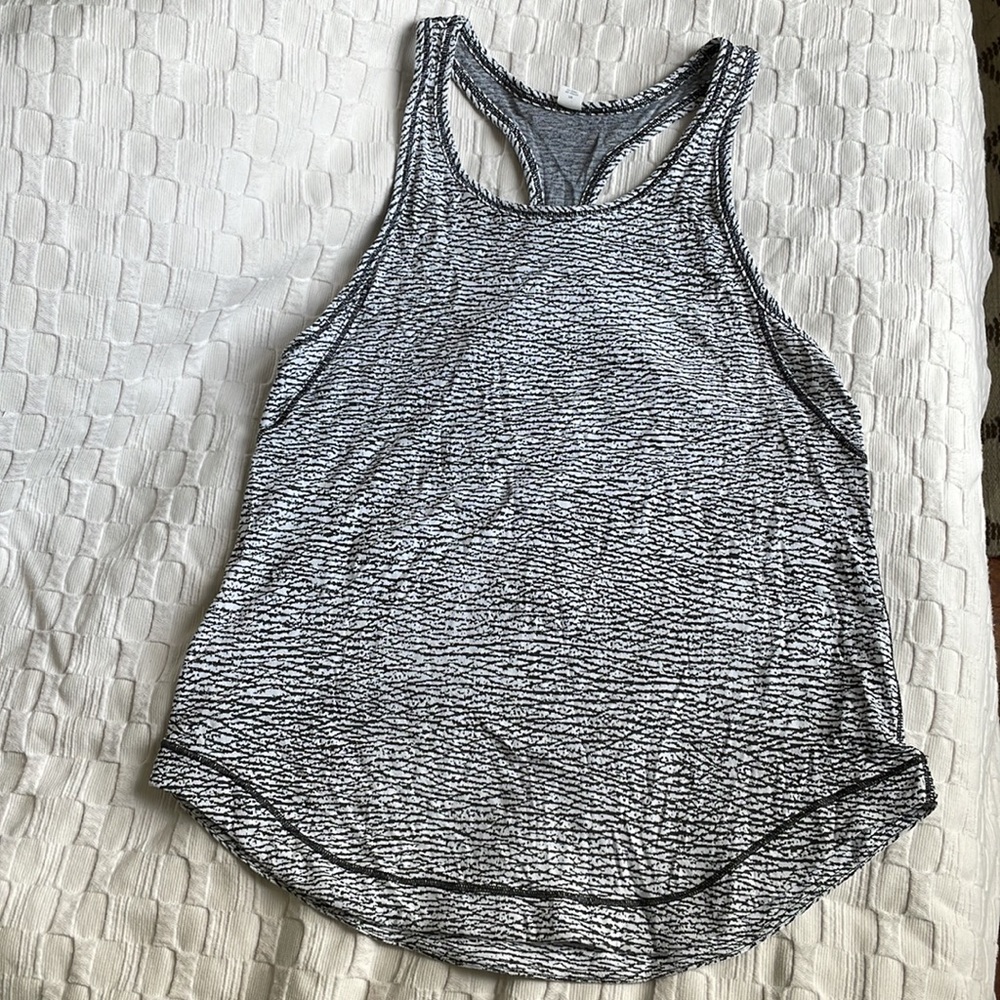 Lululemon tank top